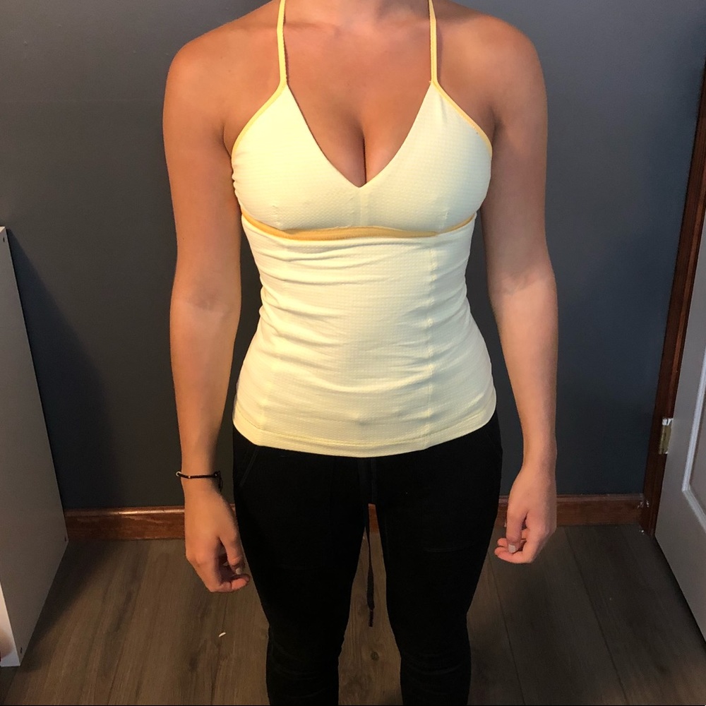 Lu Lu Lemon work out top